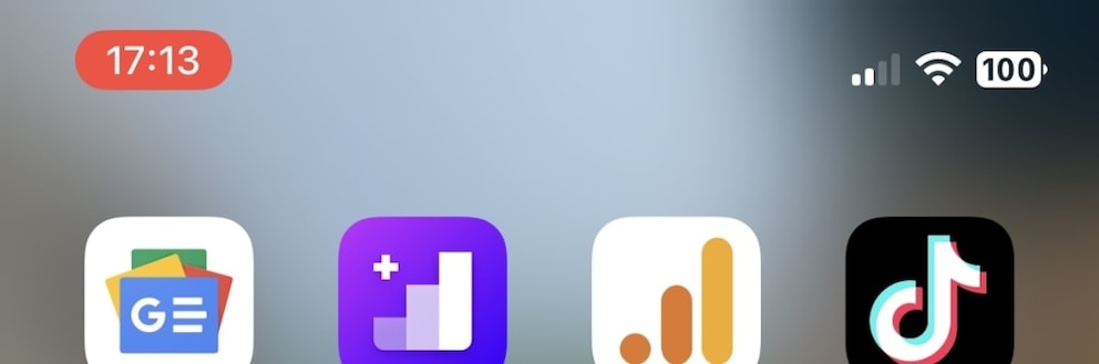 Time appears on the iPhone in the color red