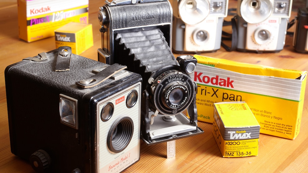 Kodak ist eines der Tech-Unternehmen, das mit den Jahren an Glanz verloren hat und sogar in die Insolvenz gerutscht ist.