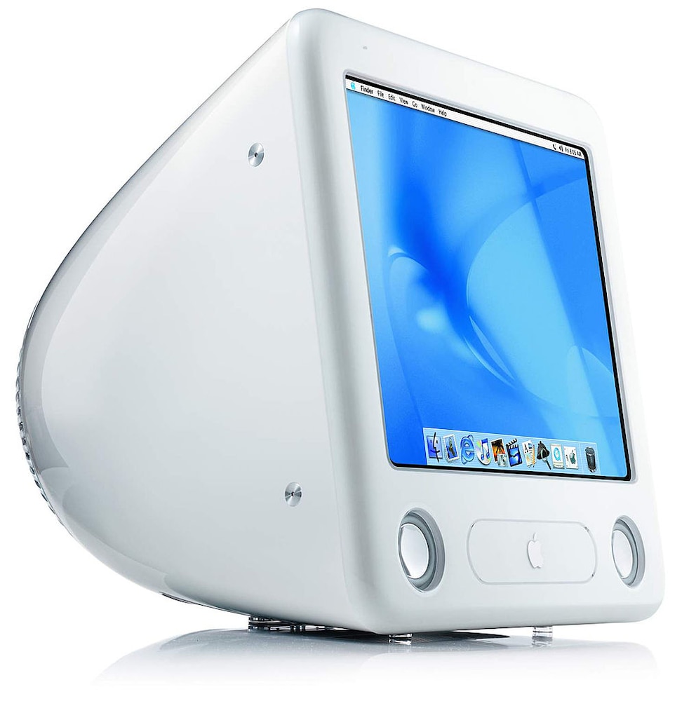 Man sieht dem eMac die iMac-G3-Gene sehr deutlich an