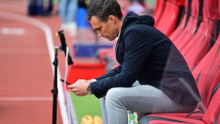 Während der Fußball-EM sind die Mobilfunknetze stark belastet. Die Netzbetreiber wollen vorsorgen.