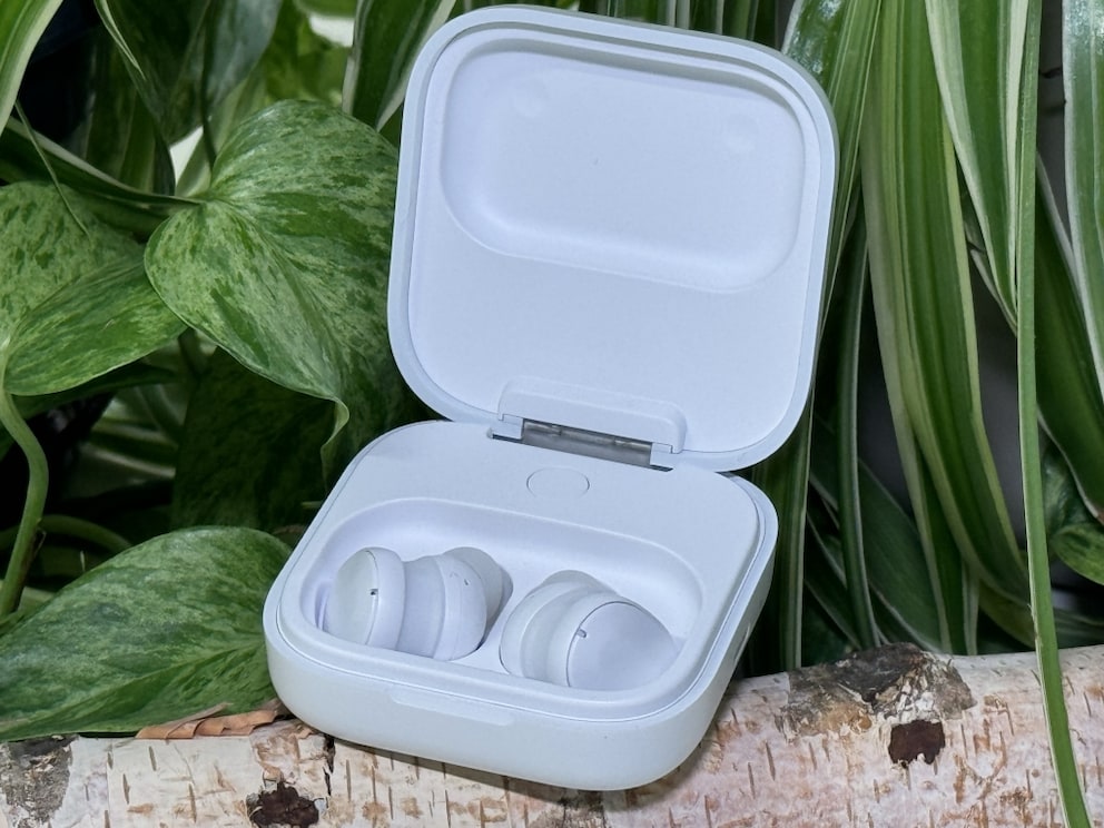 In 2024, Fairphone introduced the second generation of Fairbuds in the in-ear format