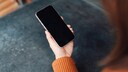Für den Ernstfall sollte man einen Notfallkontakt im Handy hinterlegen