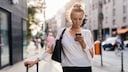 Nicht nur auf Reisende, auch für Mieter und Nutzer von Google-Apps und Disney+ kommen im Juni einige Änderungen zu