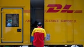 DHL stellt seine Warensendungen ab 2025 auf Päckchen um. Die Umstellung bringt zwei wesentliche Neuerungen mit sich.