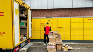 Die DHL hat vor allem beim Versand von schweren Paketen einige Änderungen vorgenommen