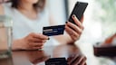 DKB-Kundin nutzt neues Handy fürs Online-Banking
