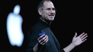 Steve Jobs hat seine Arme ausgebreitet