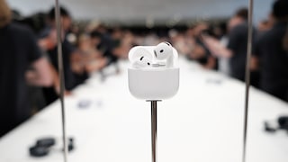 Die neuen AirPods 4 von Apple