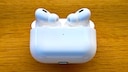 AirPods 4 im Ladecase