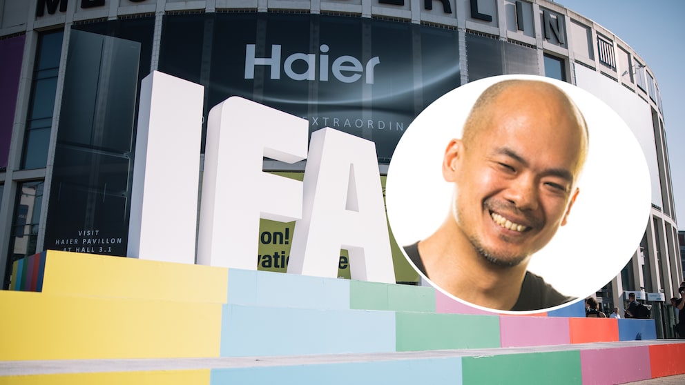 Aufsteller zur IFA 2024 und TECHBOOK-Redakteur Woon-Mo Sung