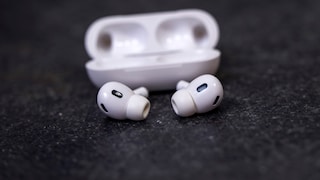 Die AirPods sollte man regelmäßig reinigen. Apple verrät, wie es genau geht.