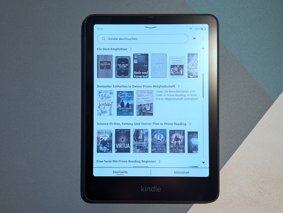 Thanks to the color display, the Kindle Colorsoft is ideal for colored comics or picture books