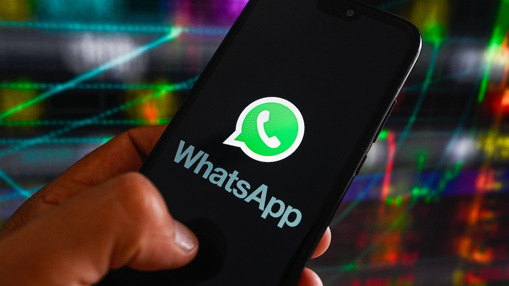 Whatsapp logo auf dem Smartphone