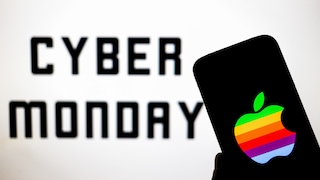 Cyber Monday Aufschrift mit Apple Logo