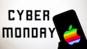 Cyber Monday Aufschrift mit Apple Logo