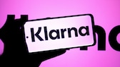 Klarna-Logo auf einem Smartphone