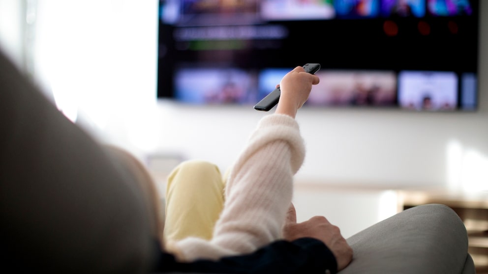 Bei Aldi gibt es den Samsung GU65DU8579UXZG im Angebot
