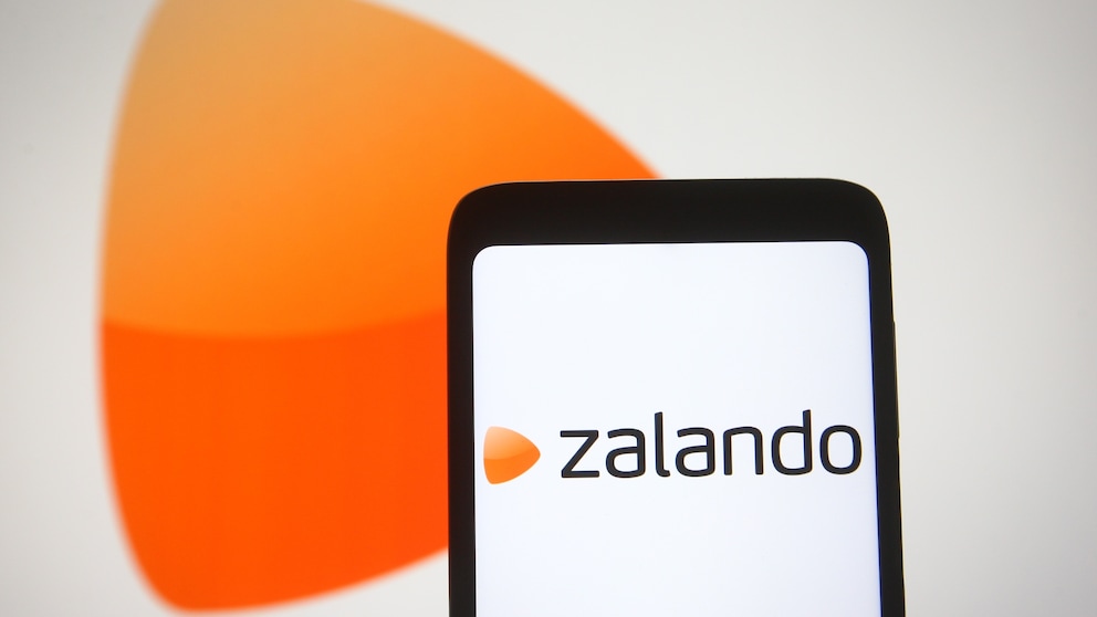 Zalando-Logo auf einem Smartphone