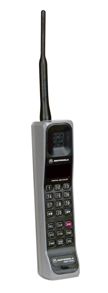 Mit dem Motorola International 3200 kam 1992 das weltweit erste GSM-Handy nach Europa