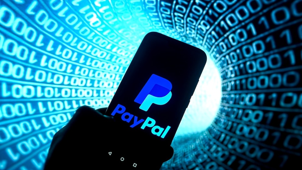 PayPal-Logo auf einem Smartphone