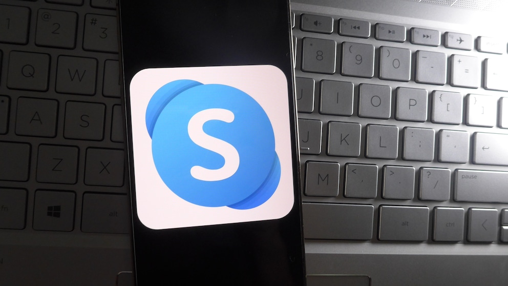 Skype-Logo auf einem Smartphone