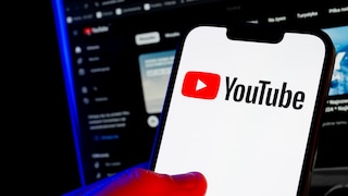 YouTube-Logo auf einem Smartphone