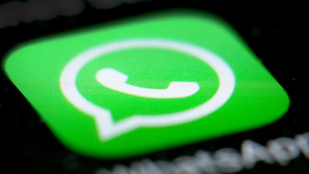 Bei einigen Nachrichten und Chats auf WhatsApp sollte man vorsichtig sein. Denn nicht alles, was gepostet wird, ist legal.