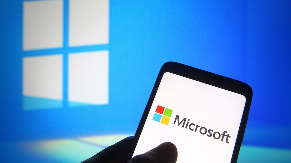 Microsoft-Schriftzug auf einem Smartphone