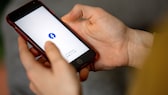 Logo der Facebook-App auf einem Smartphone