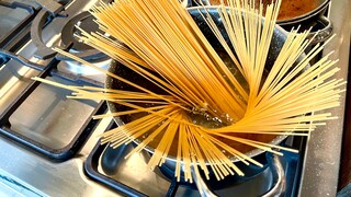 Wie lange müssen Nudeln kochen? Eine Spotify-Playlist gibt Antwort