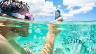 Moderne Smartphones können auch unter Wasser Fotos machen – man muss aber ein paar Dinge beachten