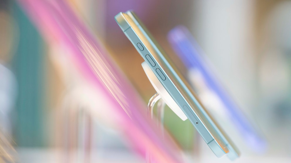 Vor zwei Jahren hatte Apple die iPhone-Preise in Europa aufgrund des günstigen Wechselkurses sogar gesenkt. Nun steht erneut eine Erhöhung der Kosten bevor.