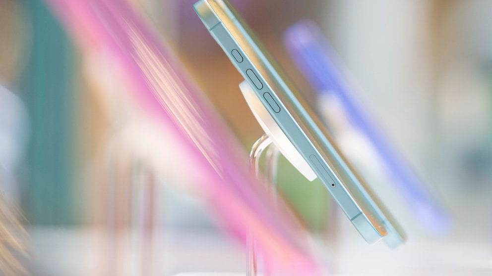 Vor zwei Jahren hatte Apple die iPhone-Preise in Europa aufgrund des günstigen Wechselkurses sogar gesenkt. Nun steht erneut eine Erhöhung der Kosten bevor.