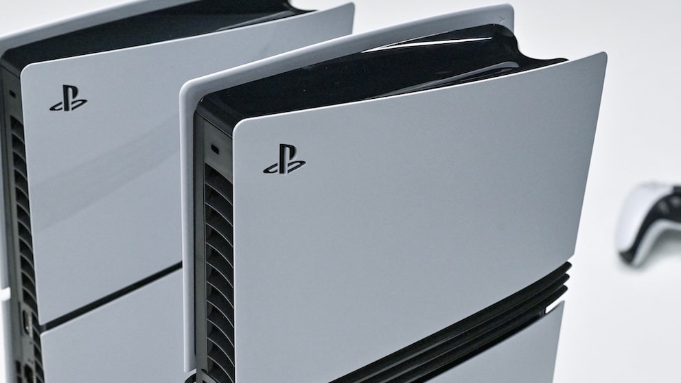 Zwei verschiedene Modelle der PS5