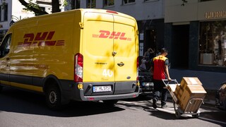 Gestiegene Handling-Kosten machen DHL zufolge höhere Preise beim internationalen Versand erforderlich