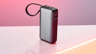 Powerbank von Anker auf einem Tisch