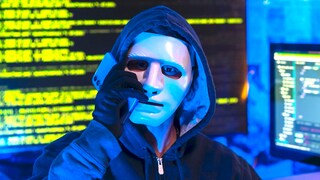 Cyberkrimineller am Smartphone