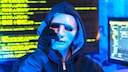 Cyberkrimineller am Smartphone