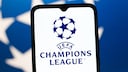 Logo der UEFA Champions League auf einem Smartphone
