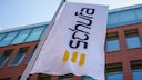 Schufa-Fahne vor einem Geb&auml;ude