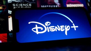 Disney+-Logo auf einem Smartphone