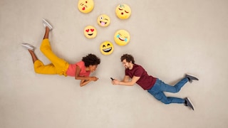 Man kann für sich oder andere Emojis adoptieren