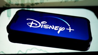 Disney+-Logo auf einem Smartphone