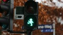 In Hamburg starten zwei neue Ampelmännchen ihre Arbeit