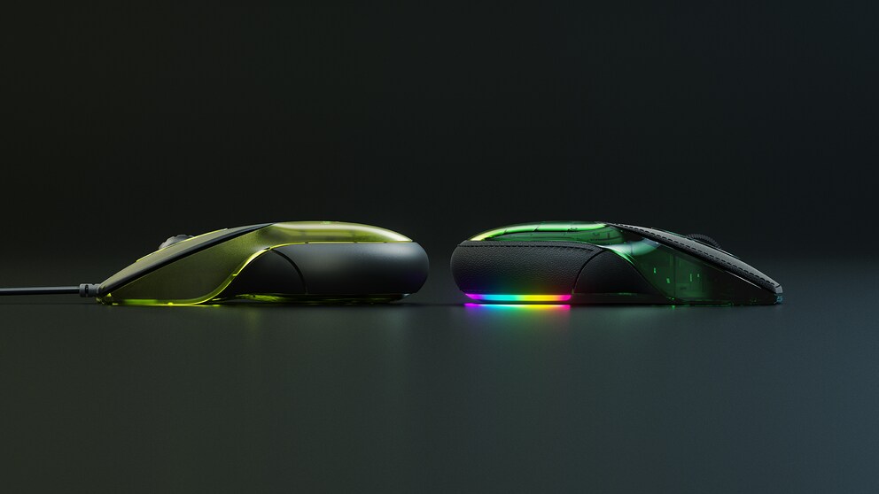 The original from 1998 (left) next to the 20th Anniversary Edition of the Razer Boomslang