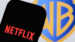 Logos von Netflix und Warner Bros.