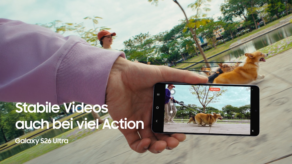 Mit der Superstabil-Funktion des Samsung Galaxy S26 Ultra gelingen auch in Bewegung ruhigere Videos