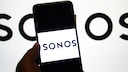 Smartphone mit Sonos-Logo