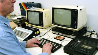 Robotron-Computer KC 85 aus der Zeit ab 1985. Als Bildschirm haben viele Computerbesitzer damals einen Kleinfernseher verwendet.