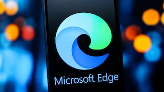 Smartphone mit Microsoft Edge Logo und Text